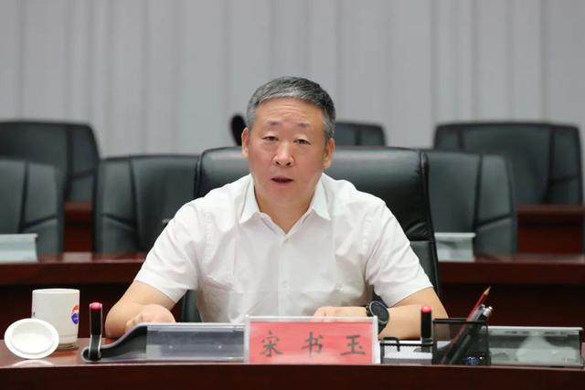 中國酒業(yè)協(xié)會2020年白酒產(chǎn)業(yè)調(diào)研座談會在茅臺召開